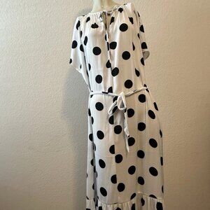 Women's White and Black Polka Dot Midi Dress by Banana Republic, Sz: M (b22)
